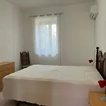 Casa Dei Fiordalisi 이스피카