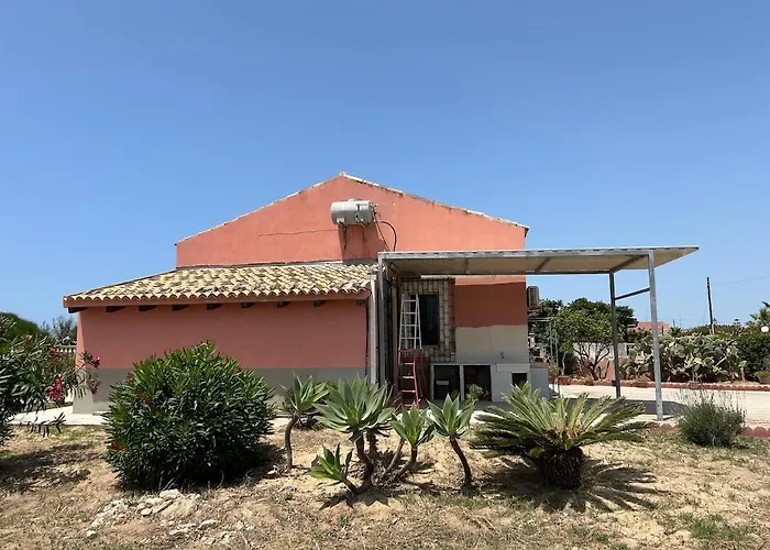 Casa Dei Fiordalisi * Ispica